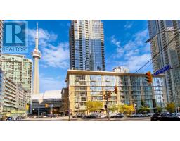 M03 - 9 SPADINA AVENUE, Toronto, Ontario