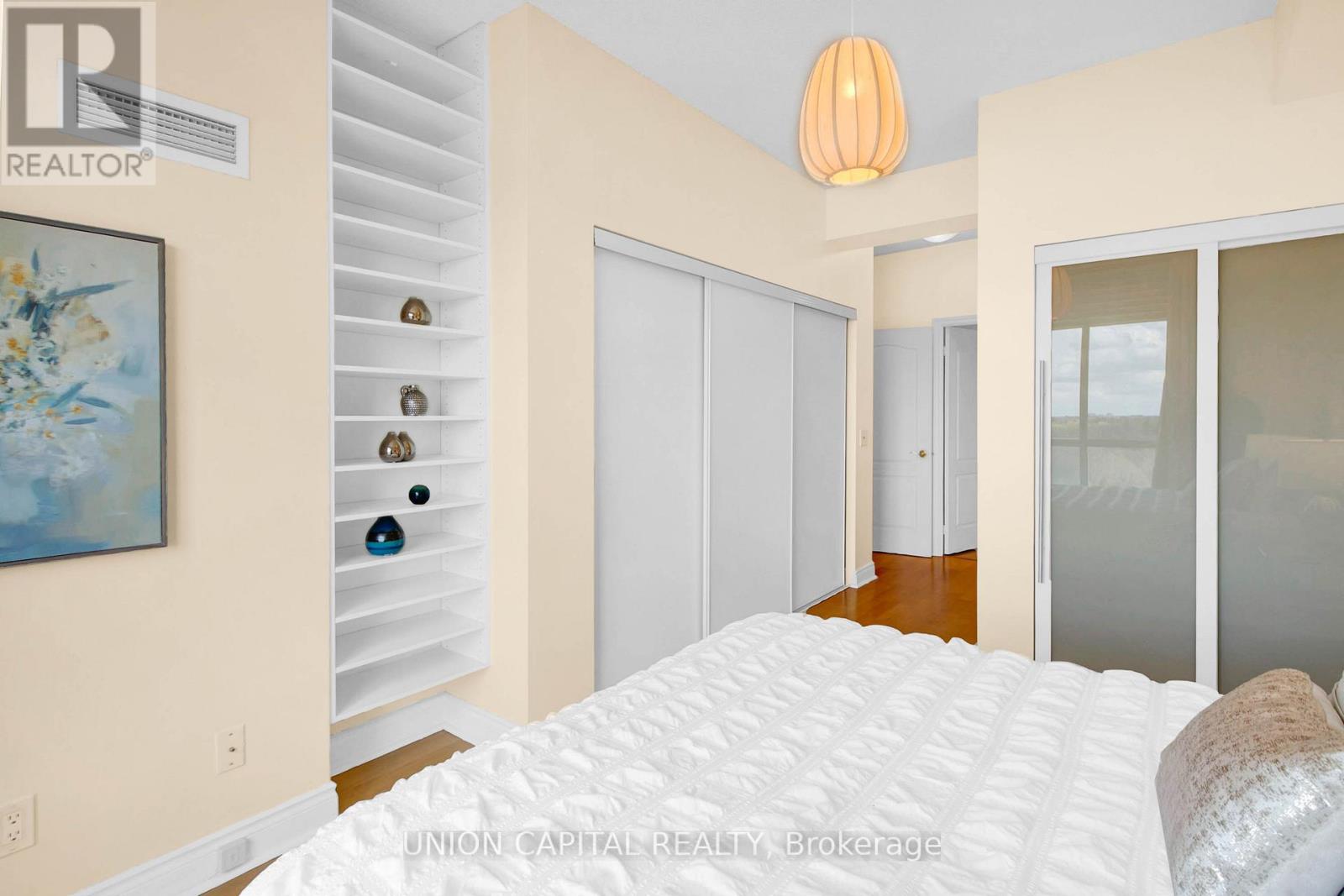 806 - 1101 Leslie Street, Toronto, Ontario  M3C 4G8 - Photo 22 - C12944076