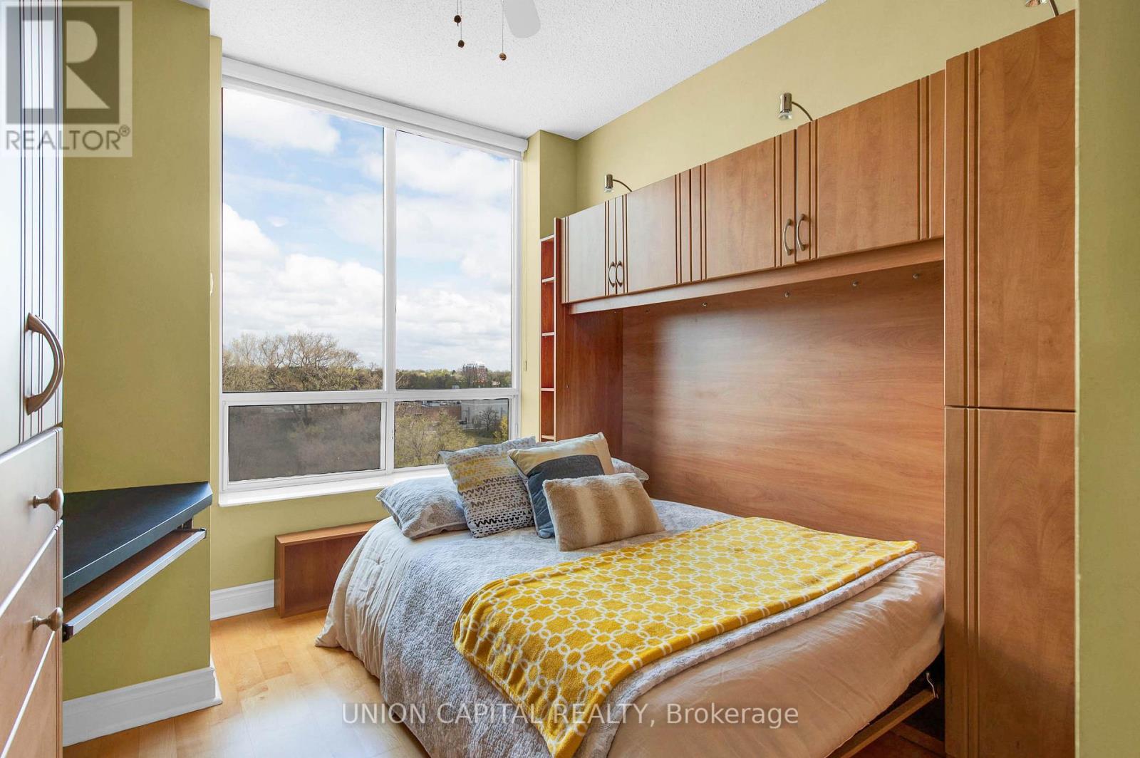 806 - 1101 Leslie Street, Toronto, Ontario  M3C 4G8 - Photo 25 - C12944076