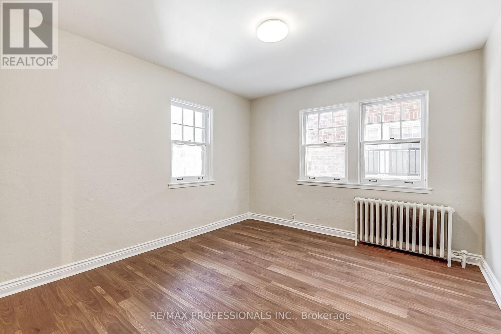 Main - 220 Millwood Road, Toronto, Ontario  M4S 1J7 - Photo 12 - C12944104