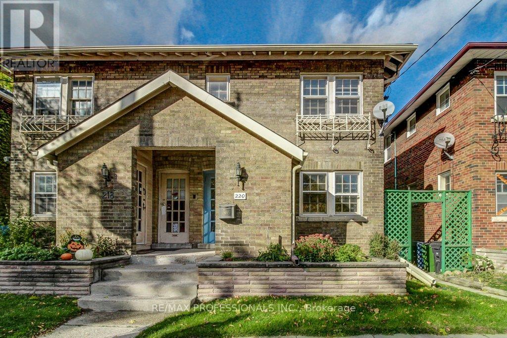 Main - 220 Millwood Road, Toronto, Ontario  M4S 1J7 - Photo 2 - C12944104