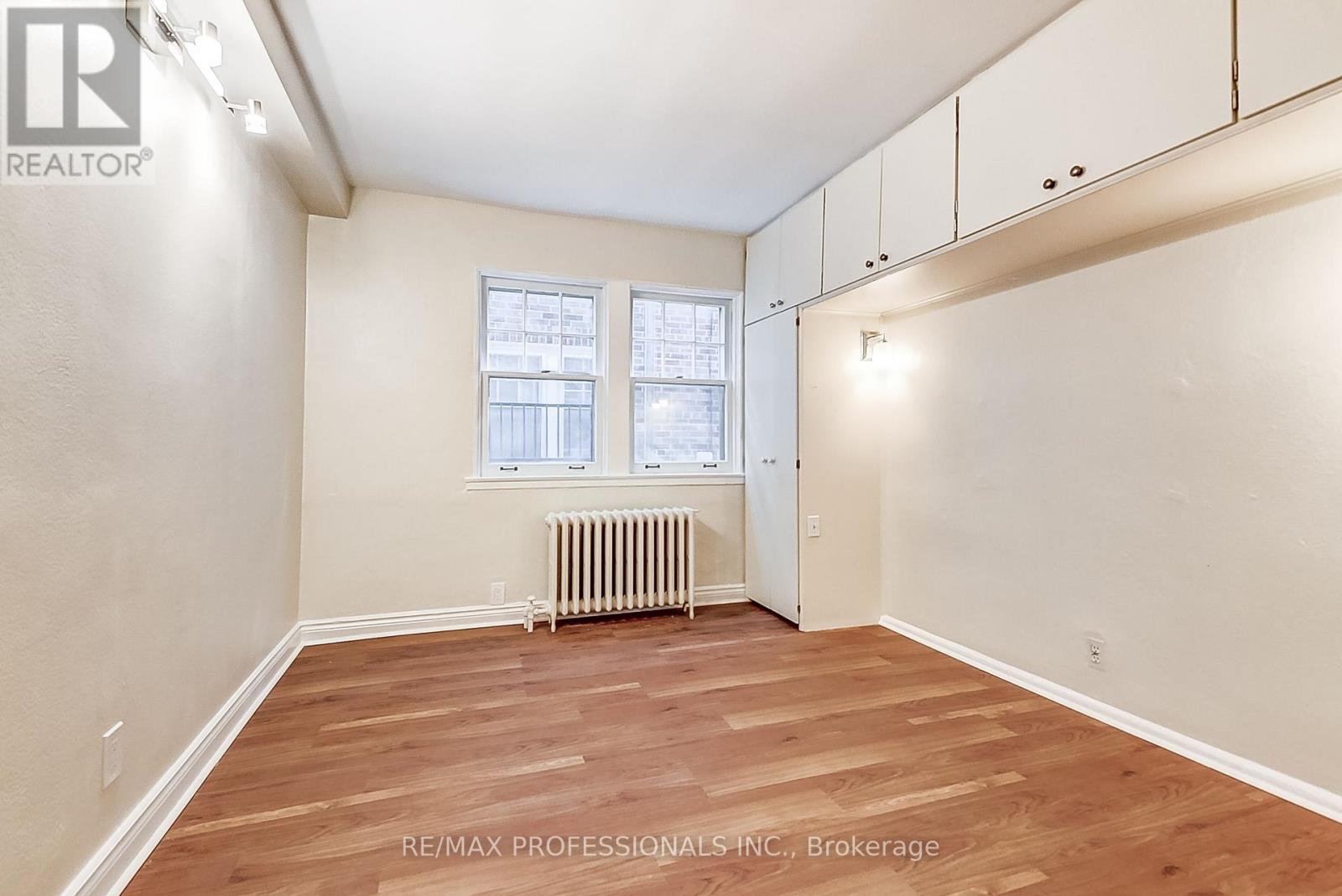 Main - 220 Millwood Road, Toronto, Ontario  M4S 1J7 - Photo 9 - C12944104