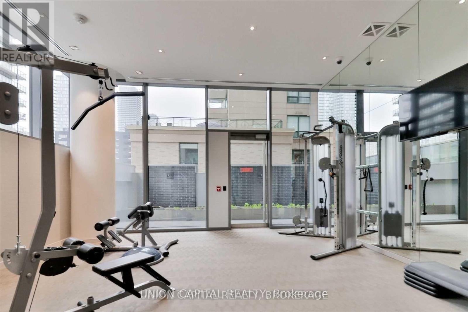 1805 - 42 Charles Street E, Toronto, Ontario  M4Y 1T4 - Photo 13 - C12944128