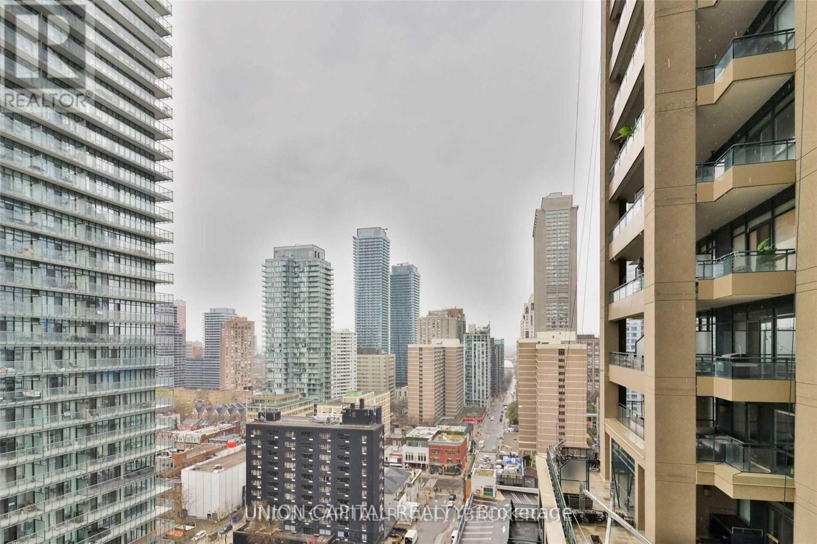 1805 - 42 Charles Street E, Toronto, Ontario  M4Y 1T4 - Photo 17 - C12944128
