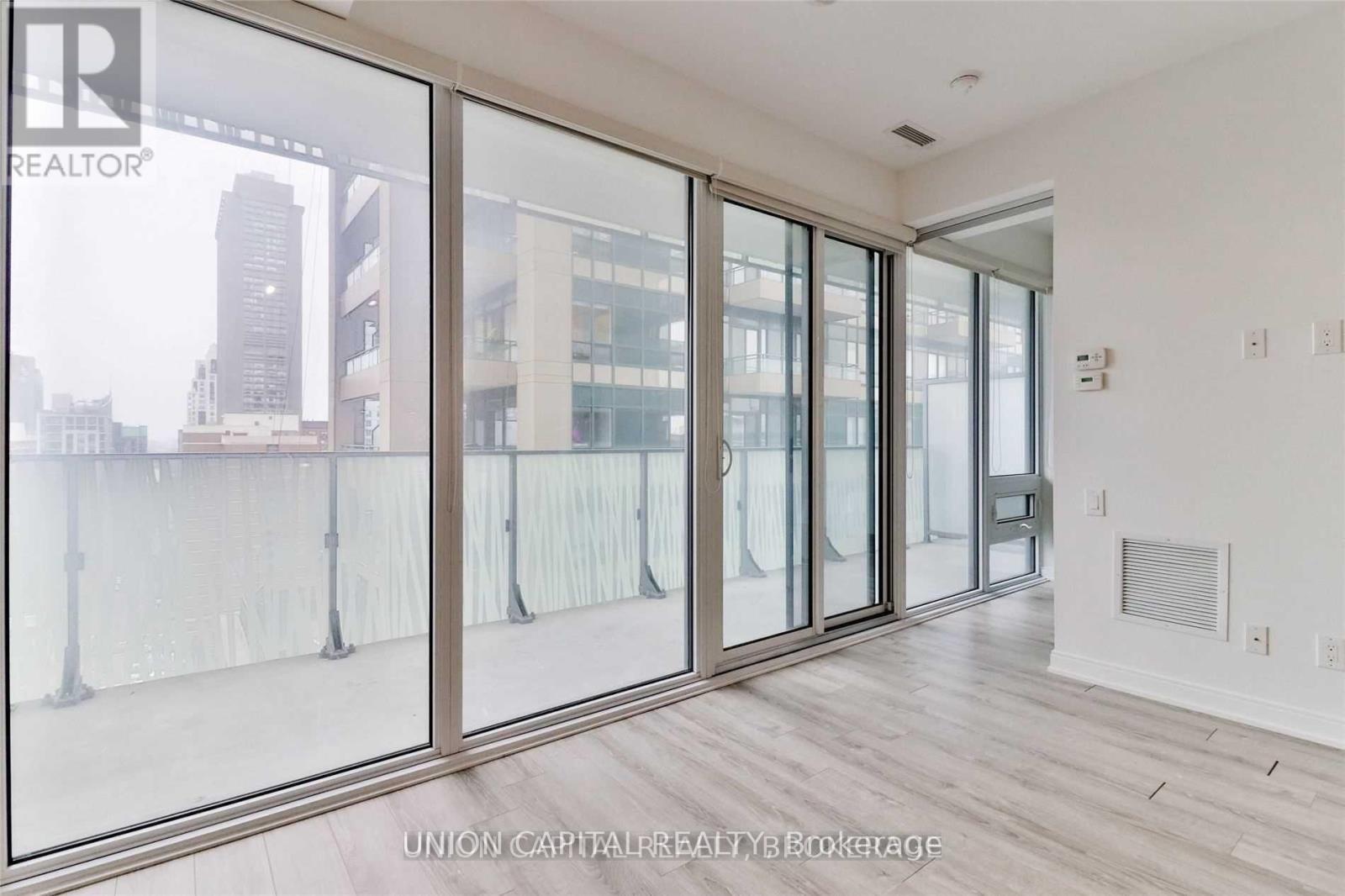 1805 - 42 Charles Street E, Toronto, Ontario  M4Y 1T4 - Photo 7 - C12944128