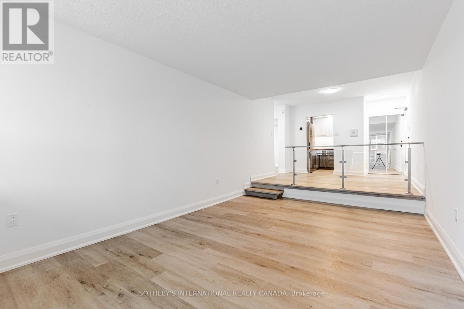 1002 - 191 Sherbourne Street, Toronto, Ontario  M5A 3X1 - Photo 7 - C12944146