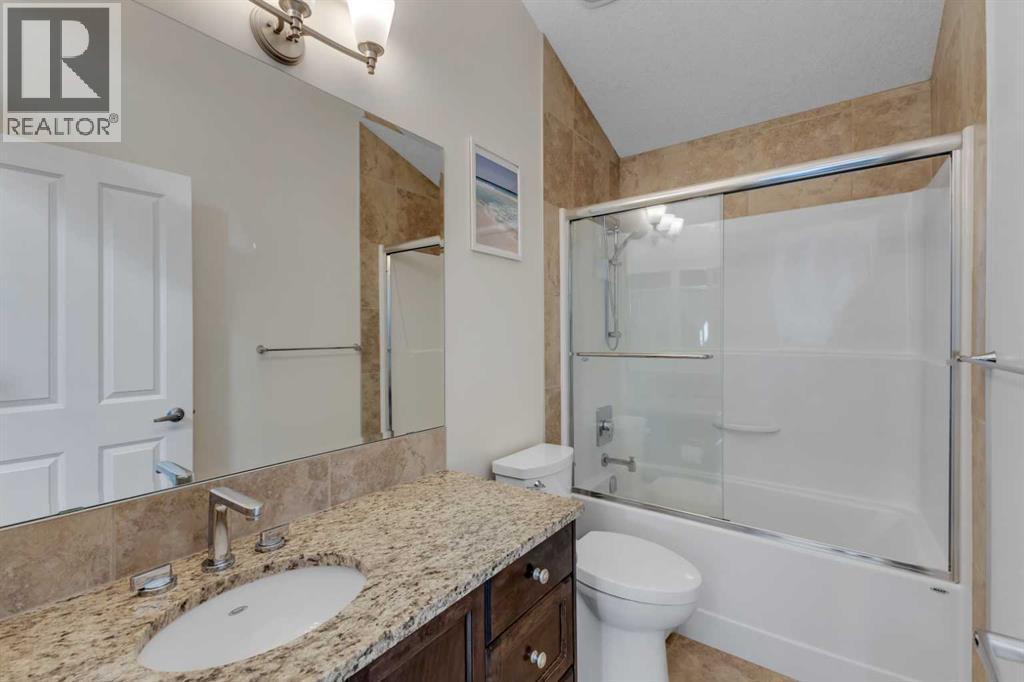 63 Panton View NW, Calgary, Alberta  T3K 0W2 - Photo 31 - A2268965