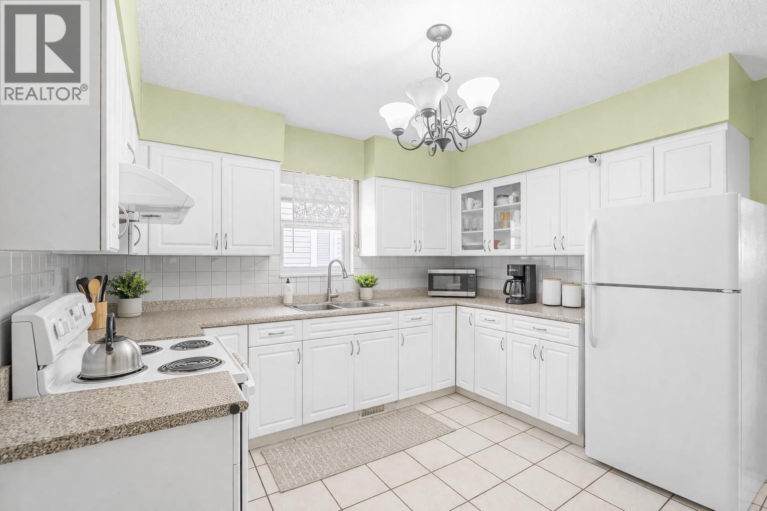 3309 E 29th Avenue, Vancouver, British Columbia  V5R 1W7 - Photo 12 - R3105557