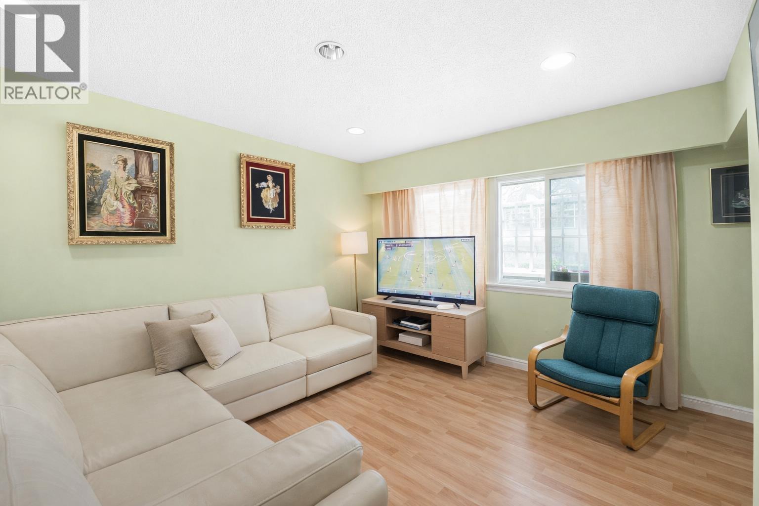 3309 E 29th Avenue, Vancouver, British Columbia  V5R 1W7 - Photo 9 - R3105557