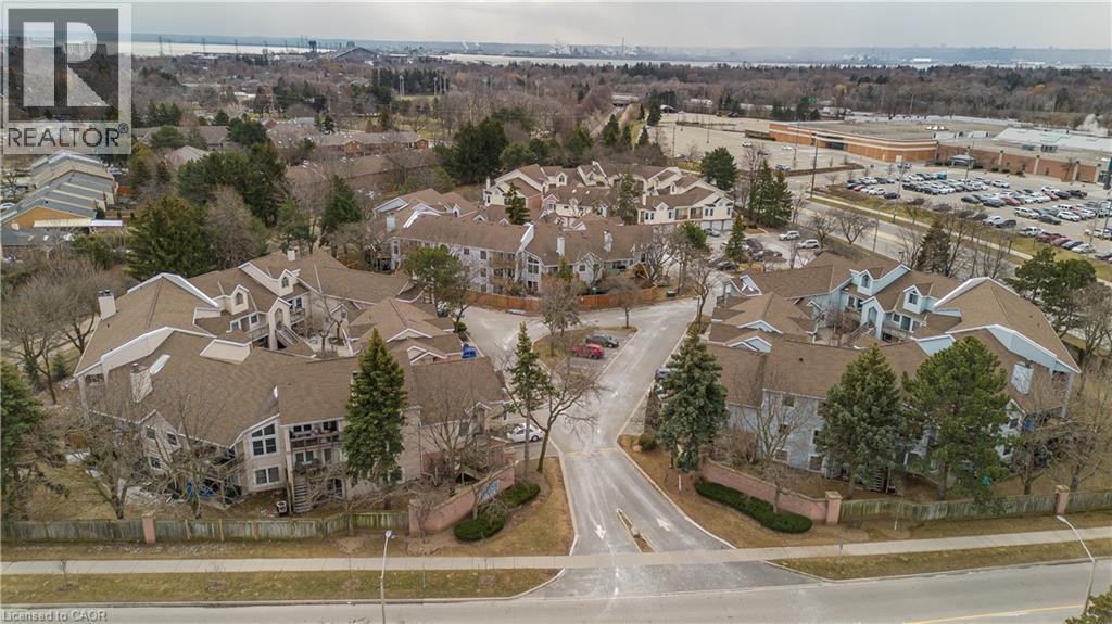 1210 Thorpe Road Unit# 418, Burlington, Ontario  L7S 2H1 - Photo 2 - 40813666
