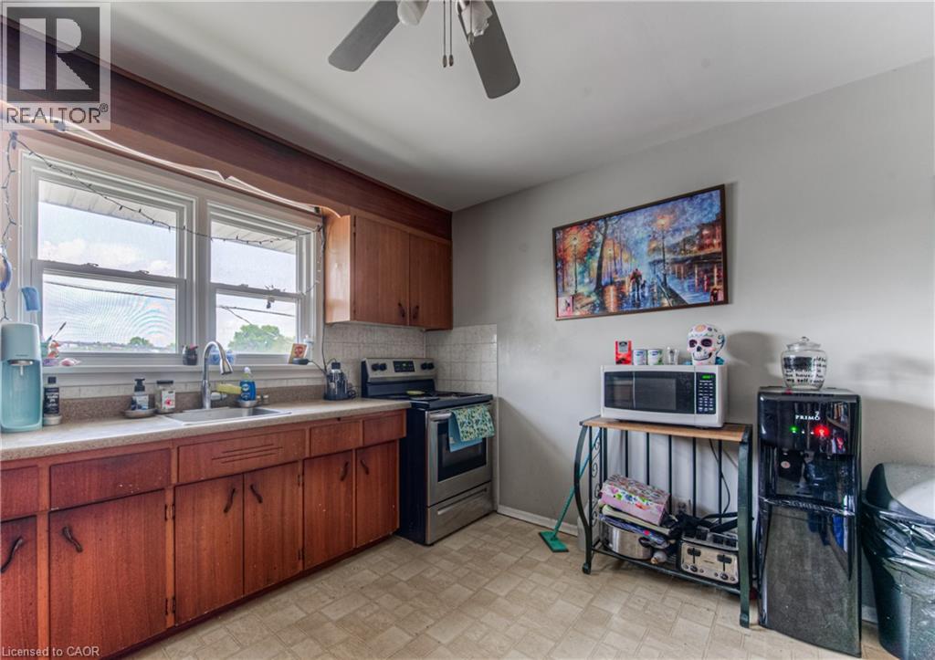 218 Margaret Avenue, Kitchener, Ontario  N2H 4J2 - Photo 30 - 40814381