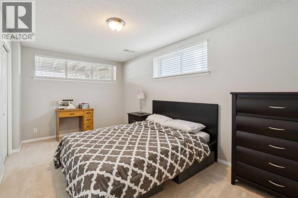 202 Copperfield Gardens SE, Calgary, Alberta  T2Z 4C1 - Photo 25 - A2294371