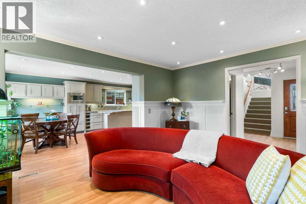 104 Midland Crescent SE, Calgary, Alberta  T2X 1P4 - Photo 8 - A2296928