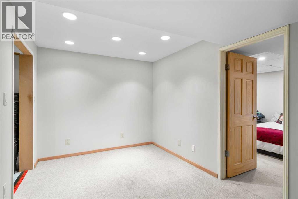 104 Midland Crescent SE, Calgary, Alberta  T2X 1P4 - Photo 31 - A2296928