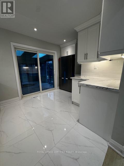 16 Almond Avenue, Whitby, Ontario  L1P 1K5 - Photo 22 - E12943834