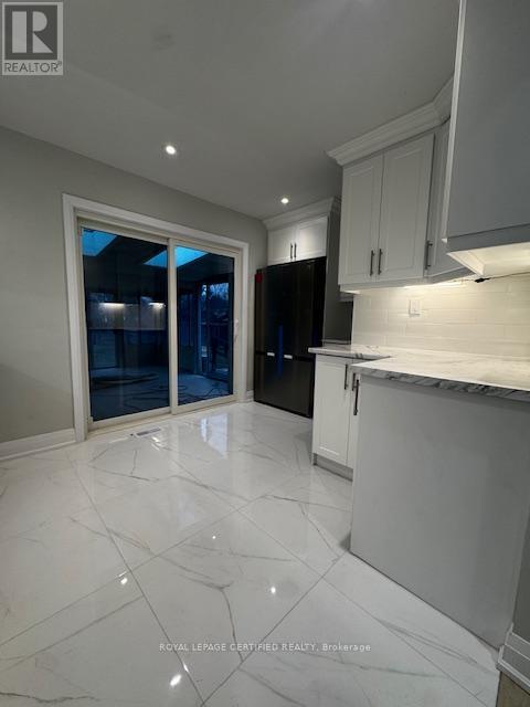 16 Almond Avenue, Whitby, Ontario  L1P 1K5 - Photo 23 - E12943834