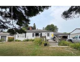 16 ALMOND AVENUE, Whitby, Ontario