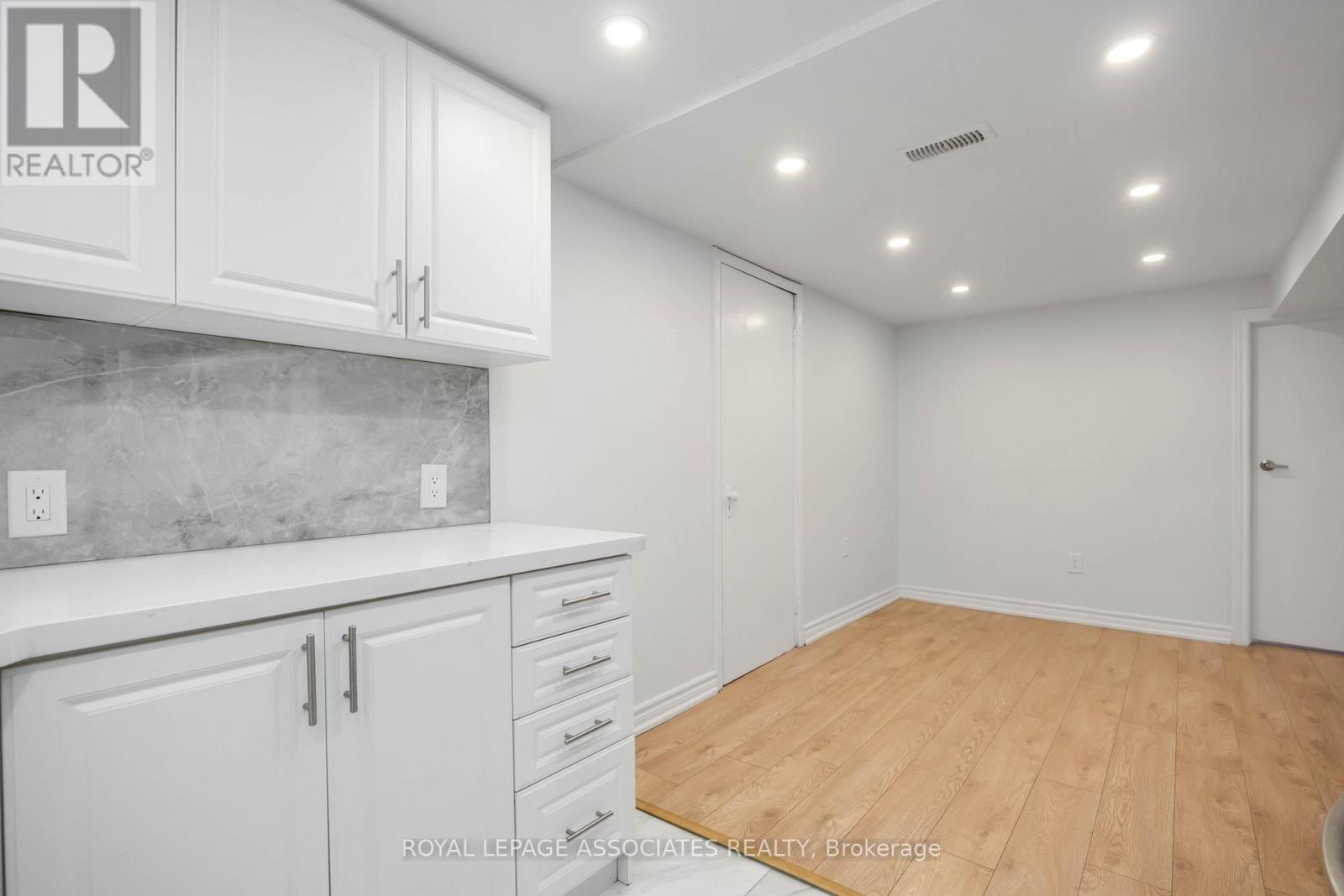 Bsmt - 90 Bellamy Road S, Toronto, Ontario  M1M 3P7 - Photo 23 - E12943996