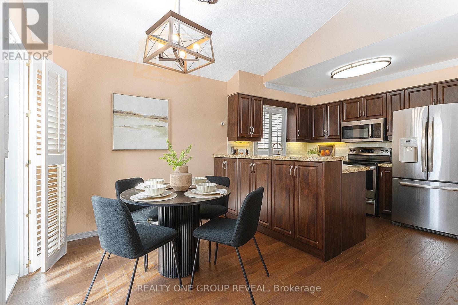 37 Wetherburn Drive, Whitby, Ontario  L1P 1M7 - Photo 13 - E12944108