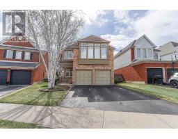 37 WETHERBURN DRIVE, Whitby, Ontario
