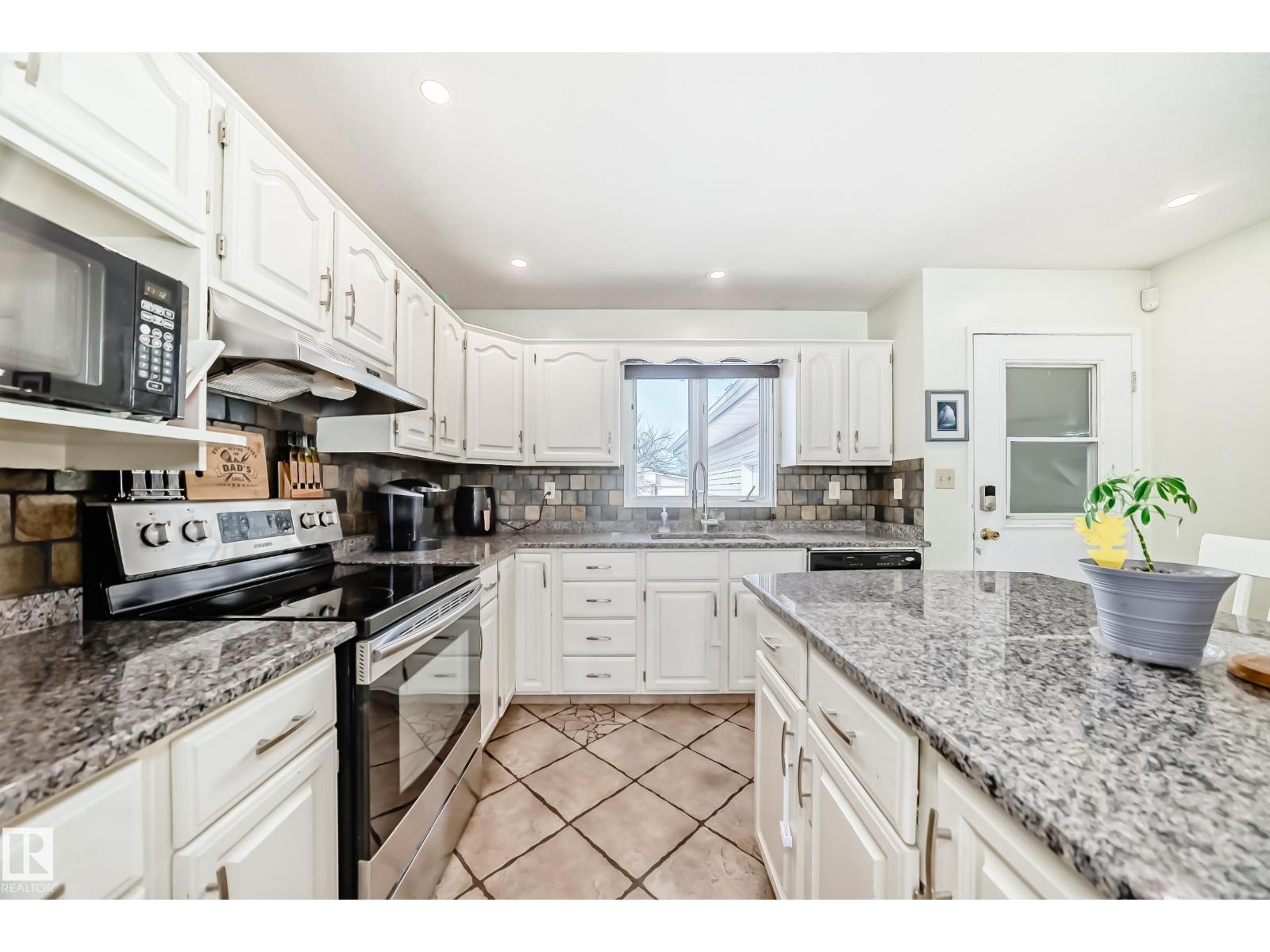 16232 100 St Nw, Edmonton, Alberta  T5X 4R7 - Photo 8 - E4479995