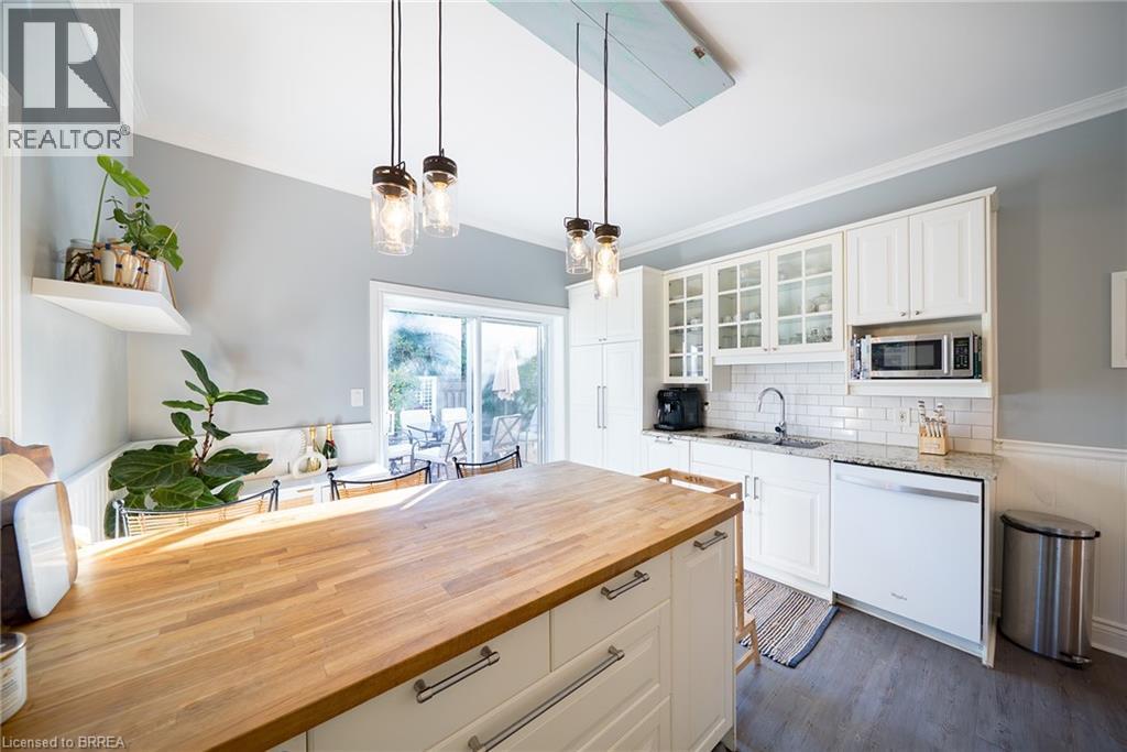 35 Murray Street, Brantford, Ontario  N3S 5N4 - Photo 19 - 40816127