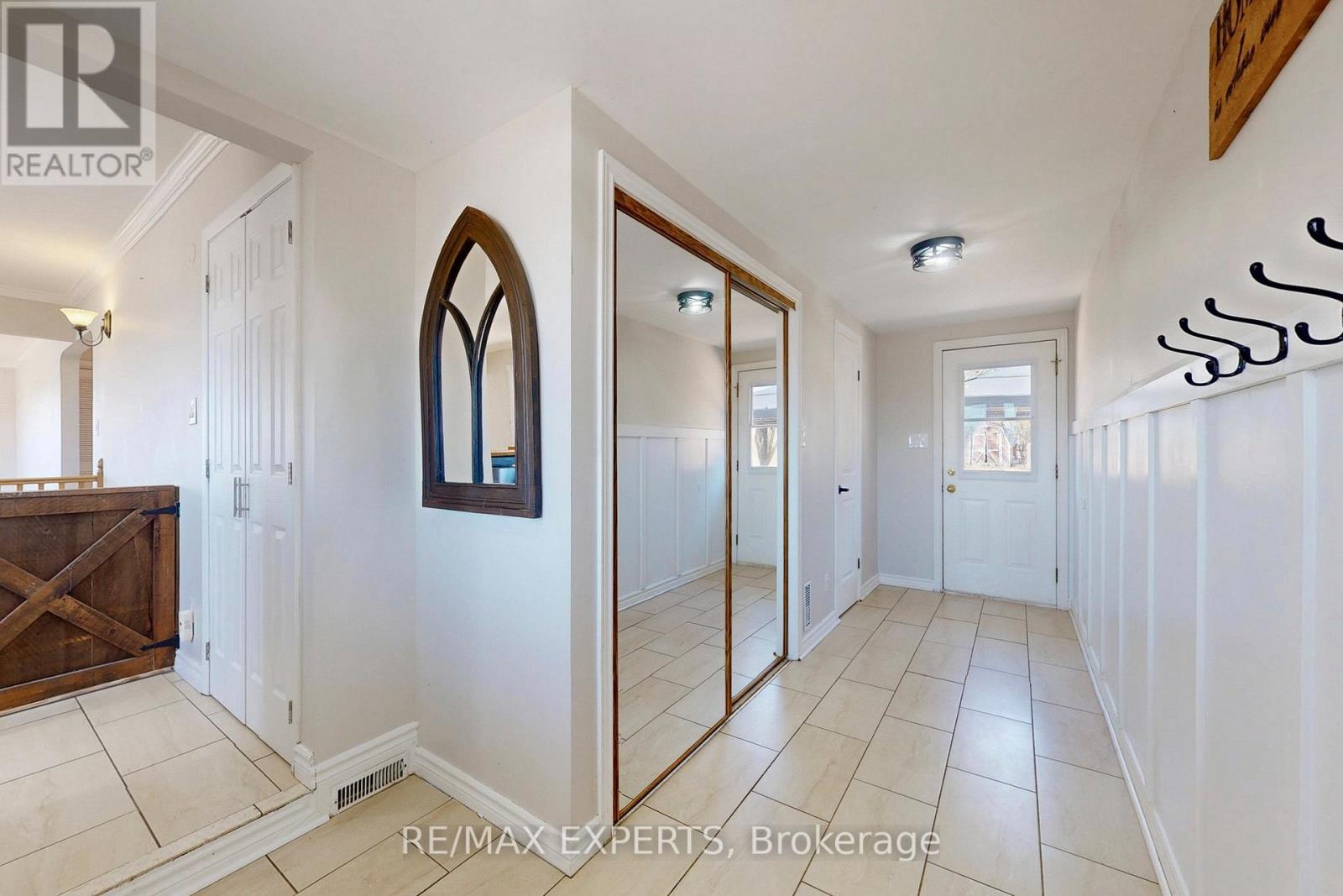 2088 Killarney Beach Road, Innisfil, Ontario  L0L 1W0 - Photo 25 - N12943904