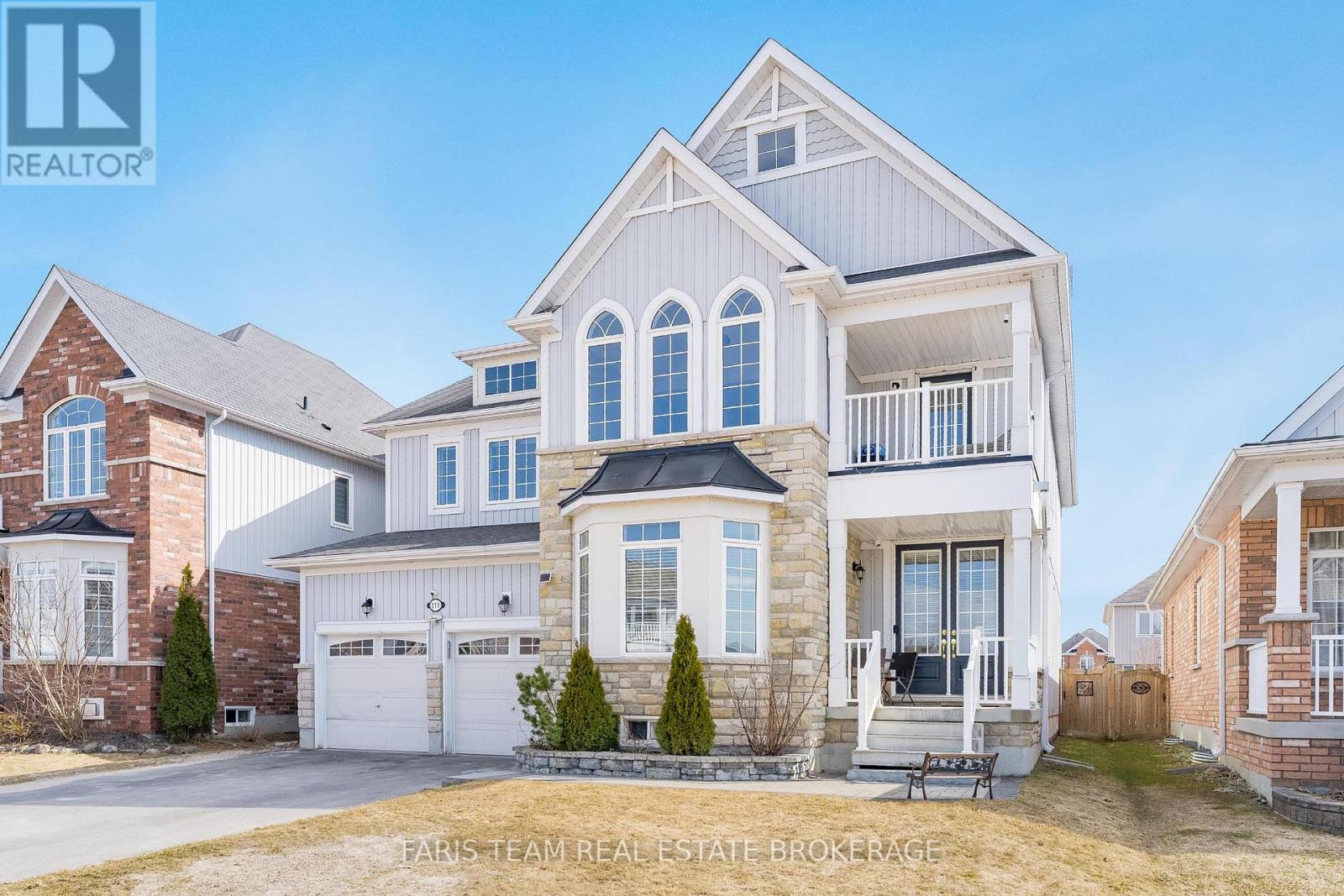 111 Latimer Avenue, Essa, Ontario  L3W 0N1 - Photo 2 - N12943946