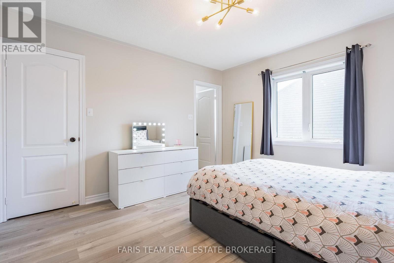 111 Latimer Avenue, Essa, Ontario  L3W 0N1 - Photo 25 - N12943946