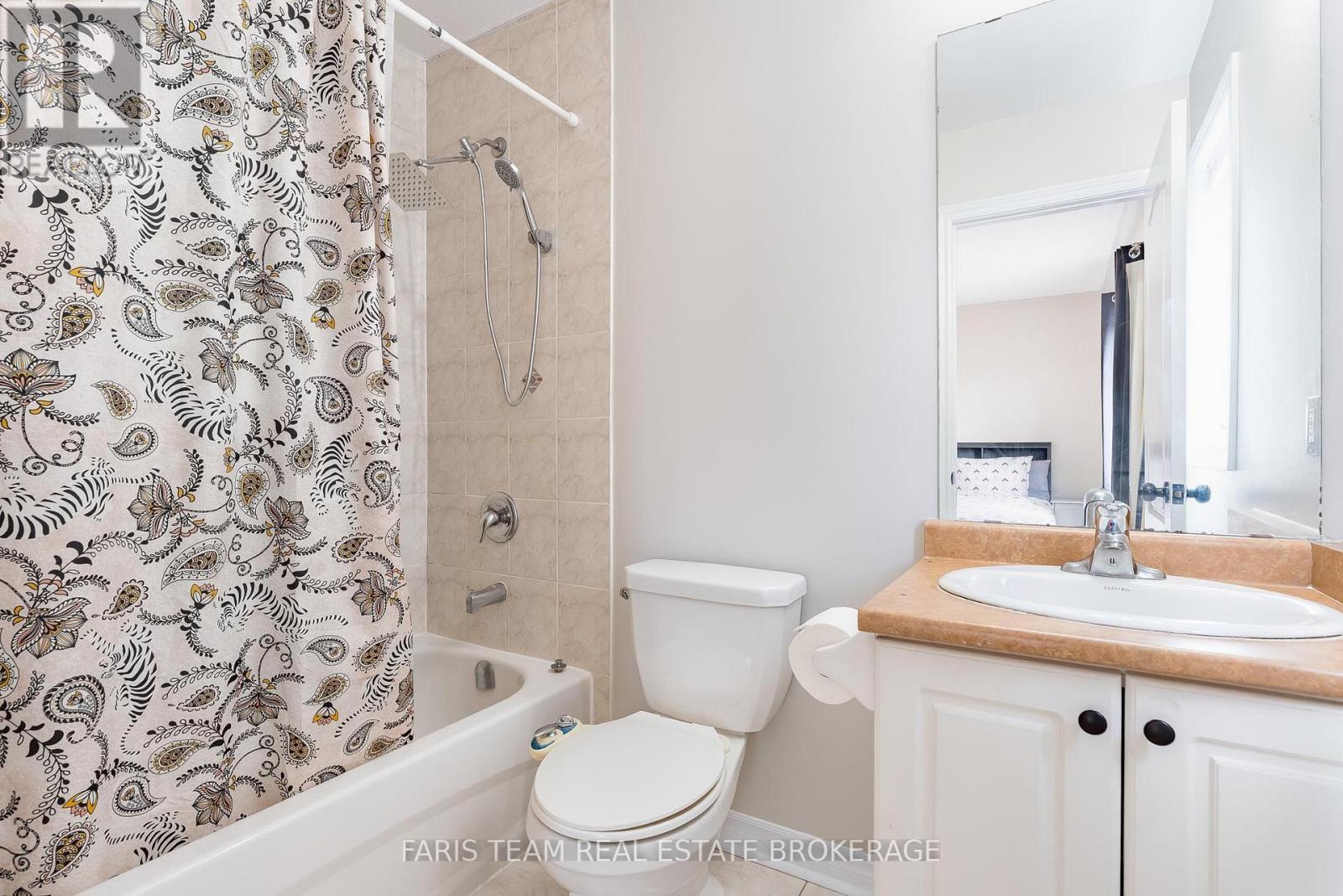 111 Latimer Avenue, Essa, Ontario  L3W 0N1 - Photo 26 - N12943946