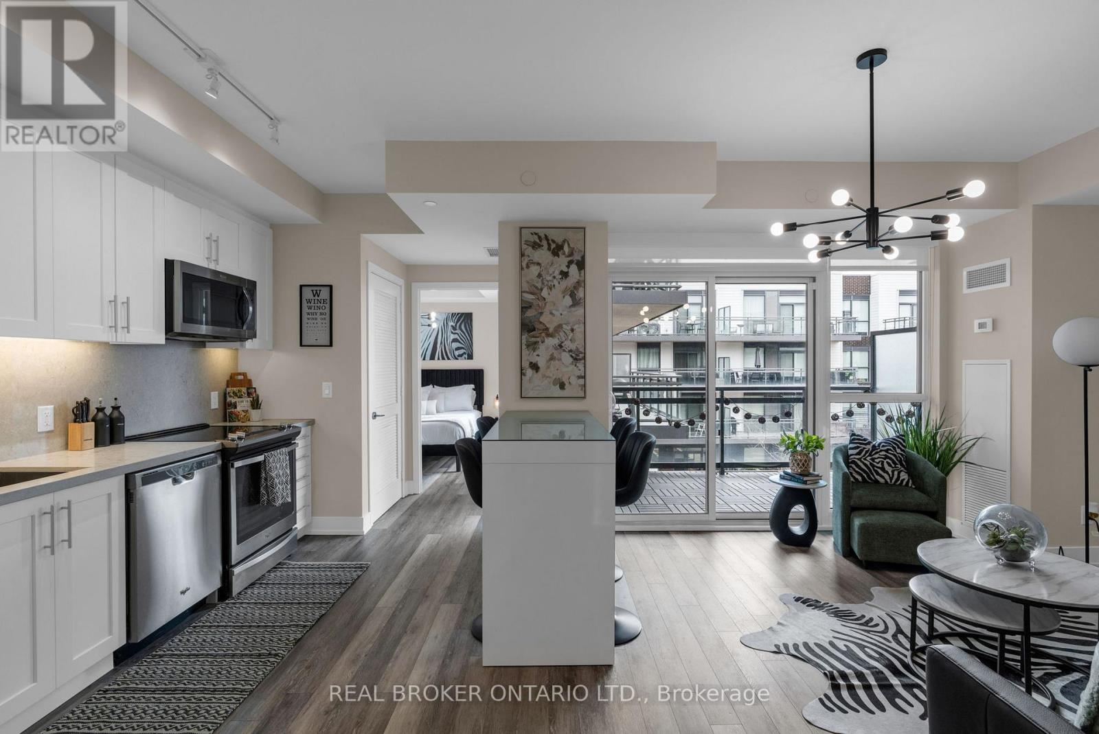 A303 - 241 Sea Ray Avenue, Innisfil, Ontario  L9S 2P7 - Photo 8 - N12943948