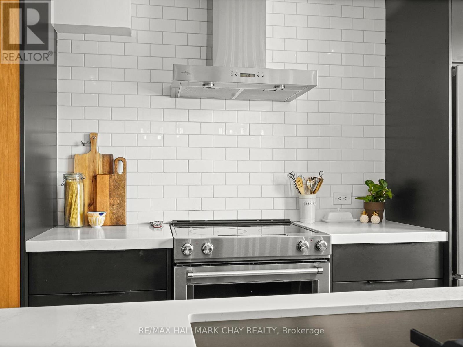 80 Church Street S, New Tecumseth, Ontario  L9R 1E4 - Photo 12 - N12943998