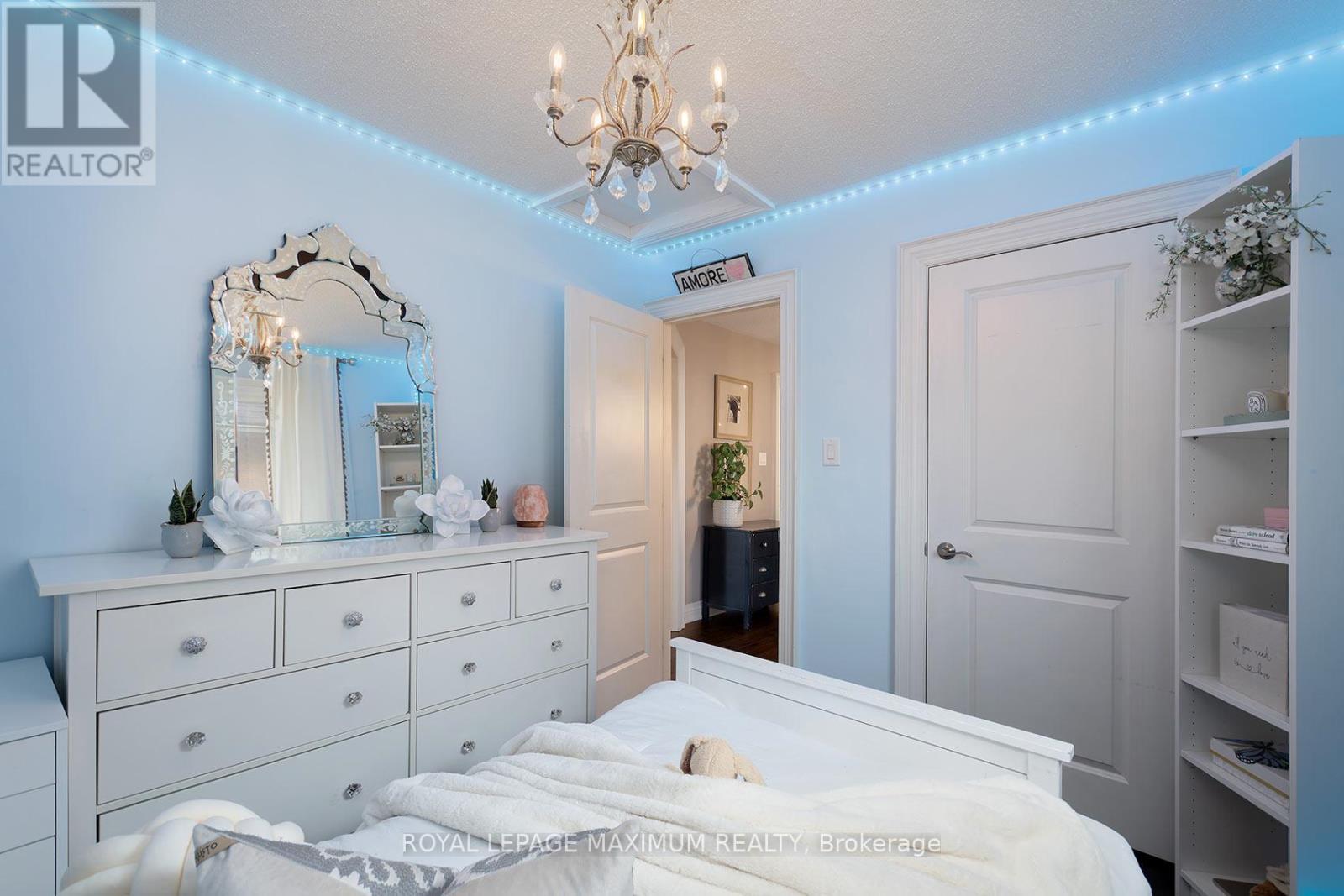 33 La Neve Avenue, Vaughan, Ontario  L4H 1M4 - Photo 29 - N12944082