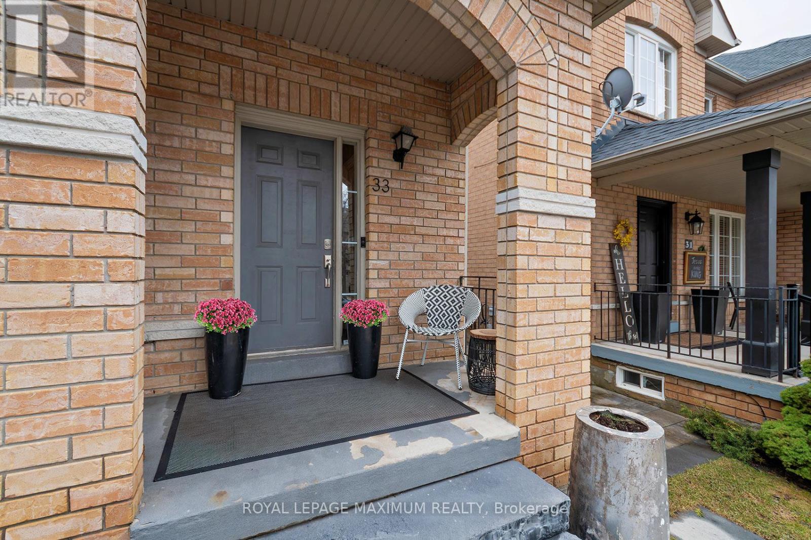33 La Neve Avenue, Vaughan, Ontario  L4H 1M4 - Photo 4 - N12944082