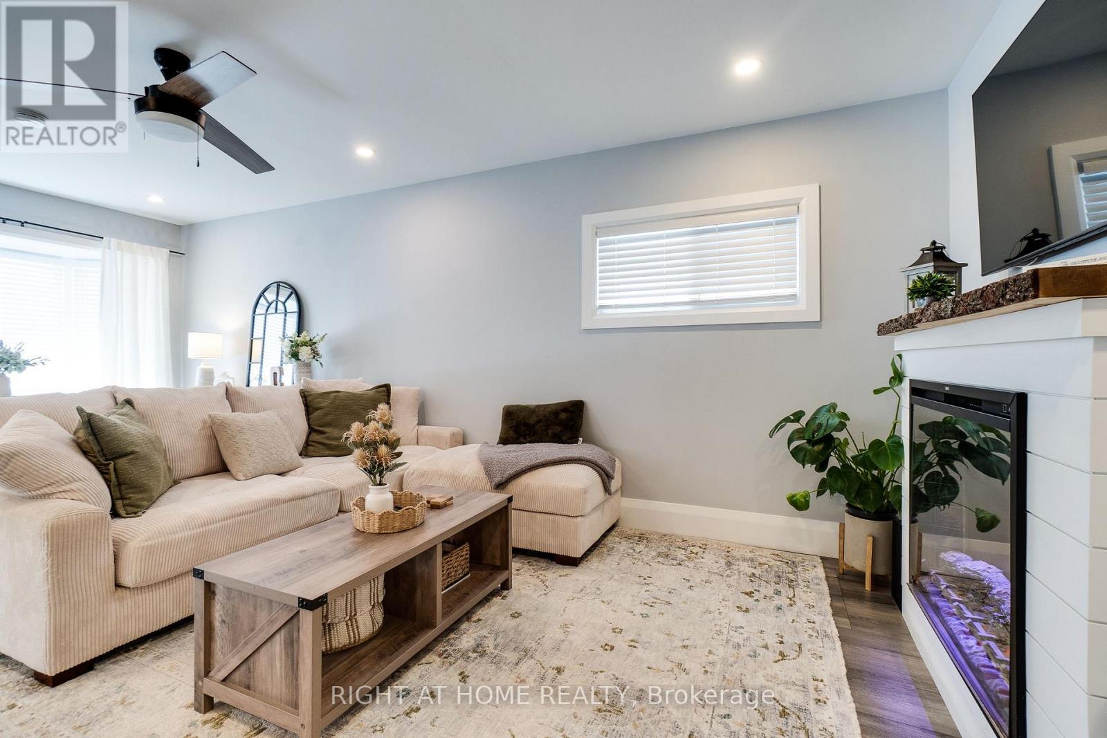 54 Blue Jay Boulevard, Georgina, Ontario  L0E 1N0 - Photo 17 - N12944102