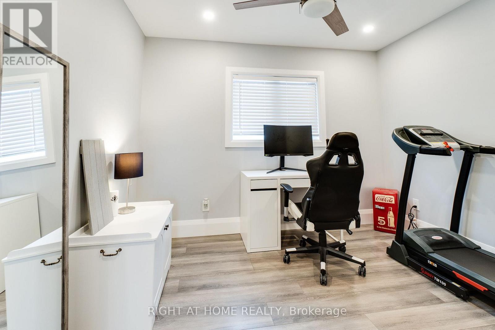 54 Blue Jay Boulevard, Georgina, Ontario  L0E 1N0 - Photo 29 - N12944102