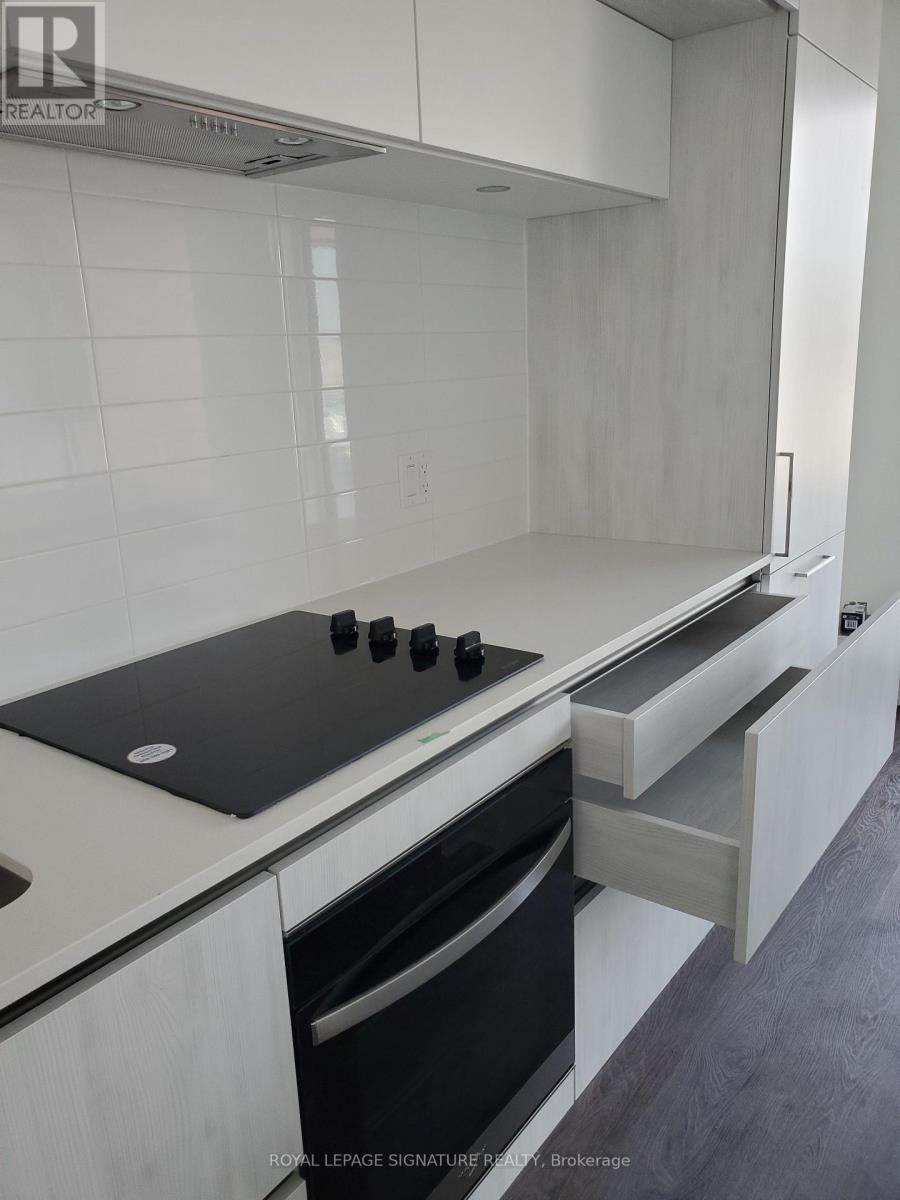 229 - 2 David Eyer Road, Richmond Hill, Ontario  L4S 1M4 - Photo 13 - N12944134