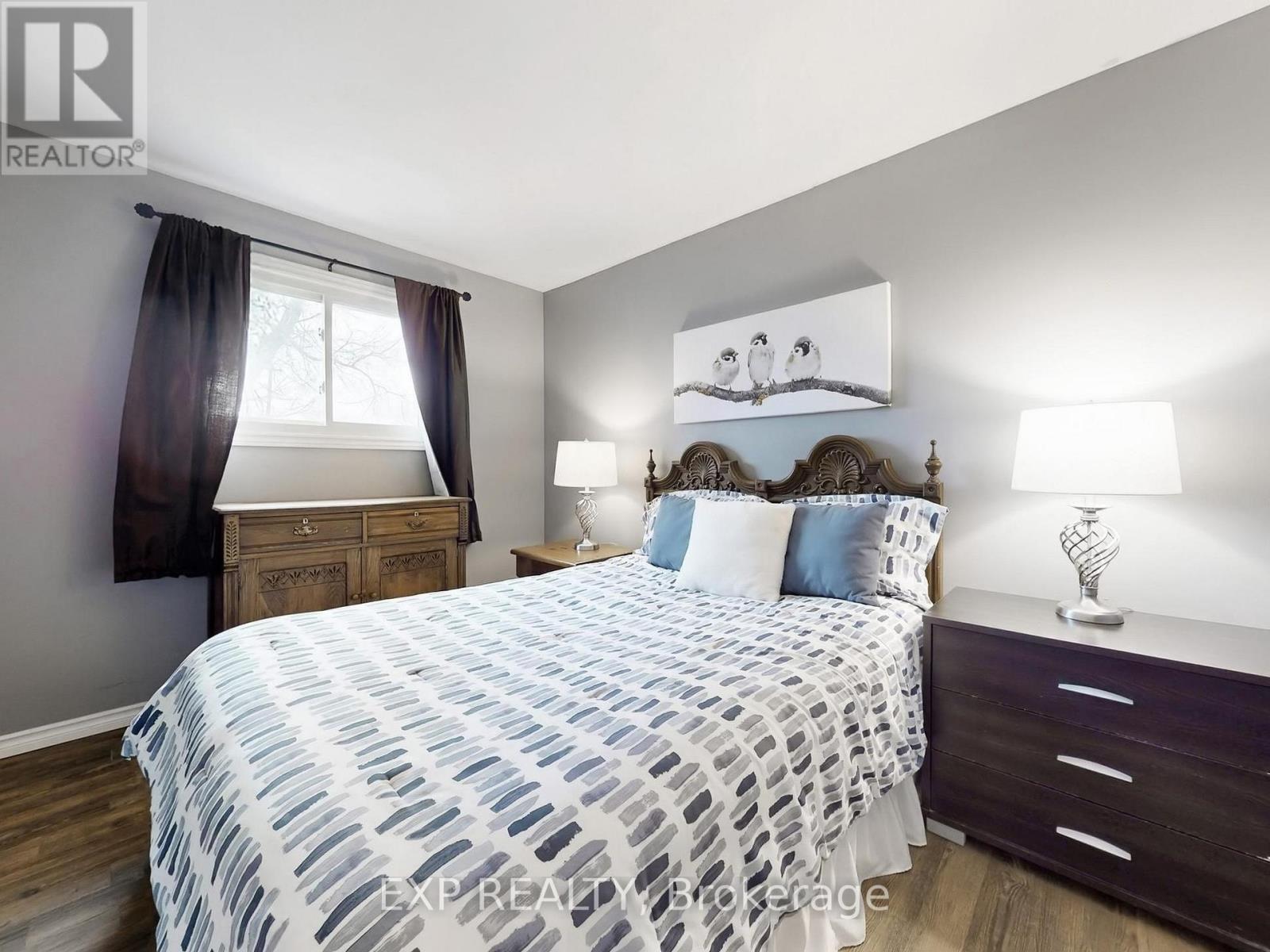 10384 Ravenshoe Road, Georgina, Ontario  L0C 1L0 - Photo 17 - N12944136