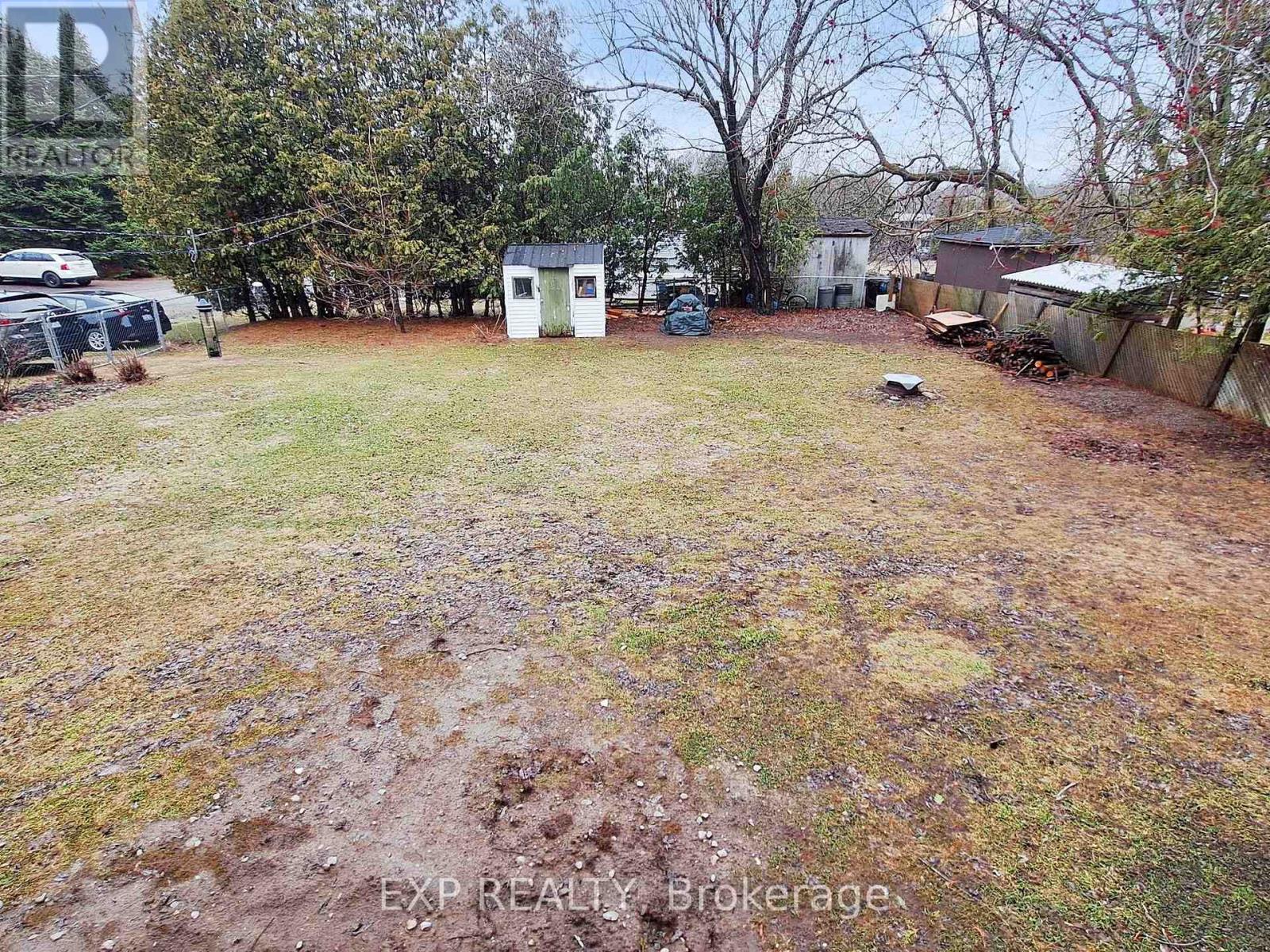 10384 Ravenshoe Road, Georgina, Ontario  L0C 1L0 - Photo 37 - N12944136