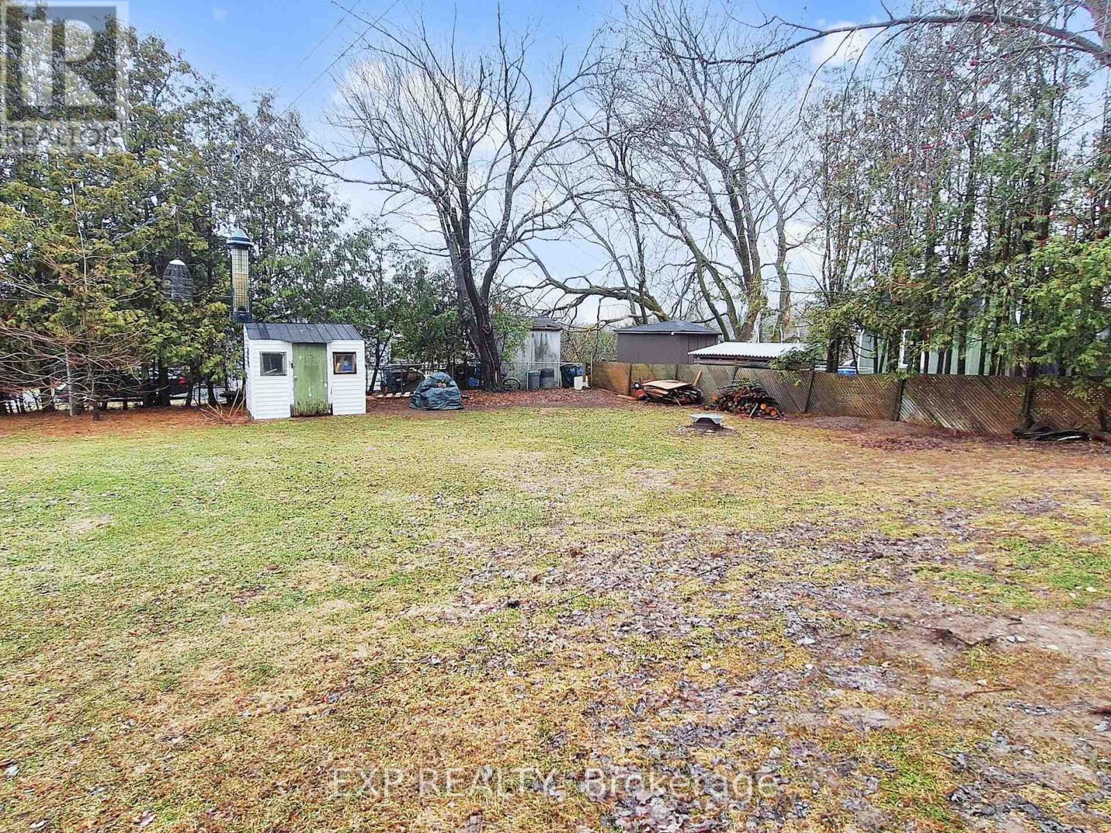 10384 Ravenshoe Road, Georgina, Ontario  L0C 1L0 - Photo 38 - N12944136