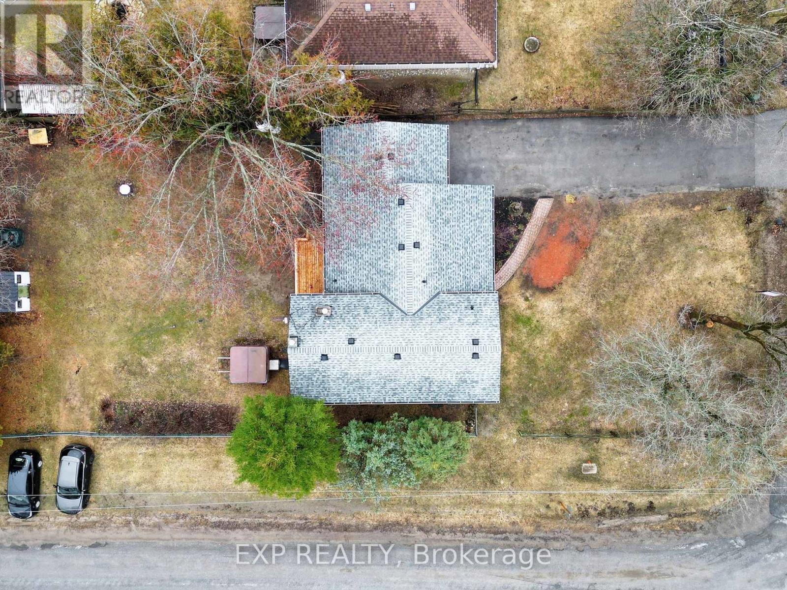 10384 Ravenshoe Road, Georgina, Ontario  L0C 1L0 - Photo 48 - N12944136