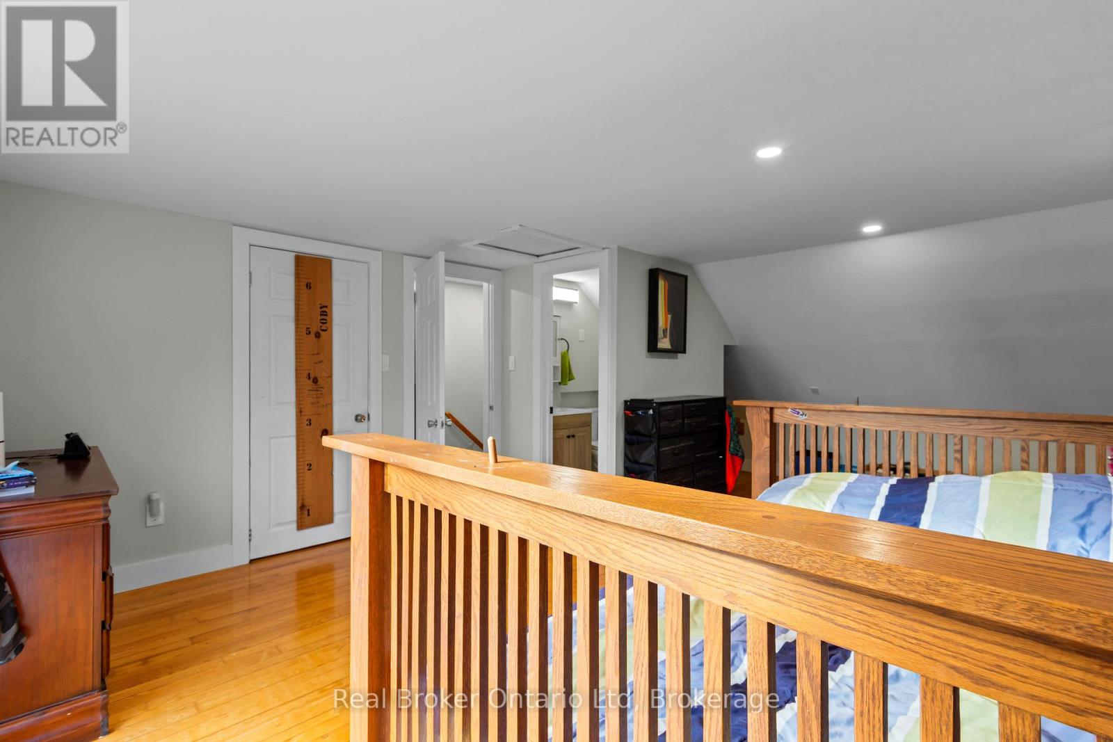 362129 16 Concession, Georgian Bluffs, Ontario  N0H 1P0 - Photo 25 - X12943328