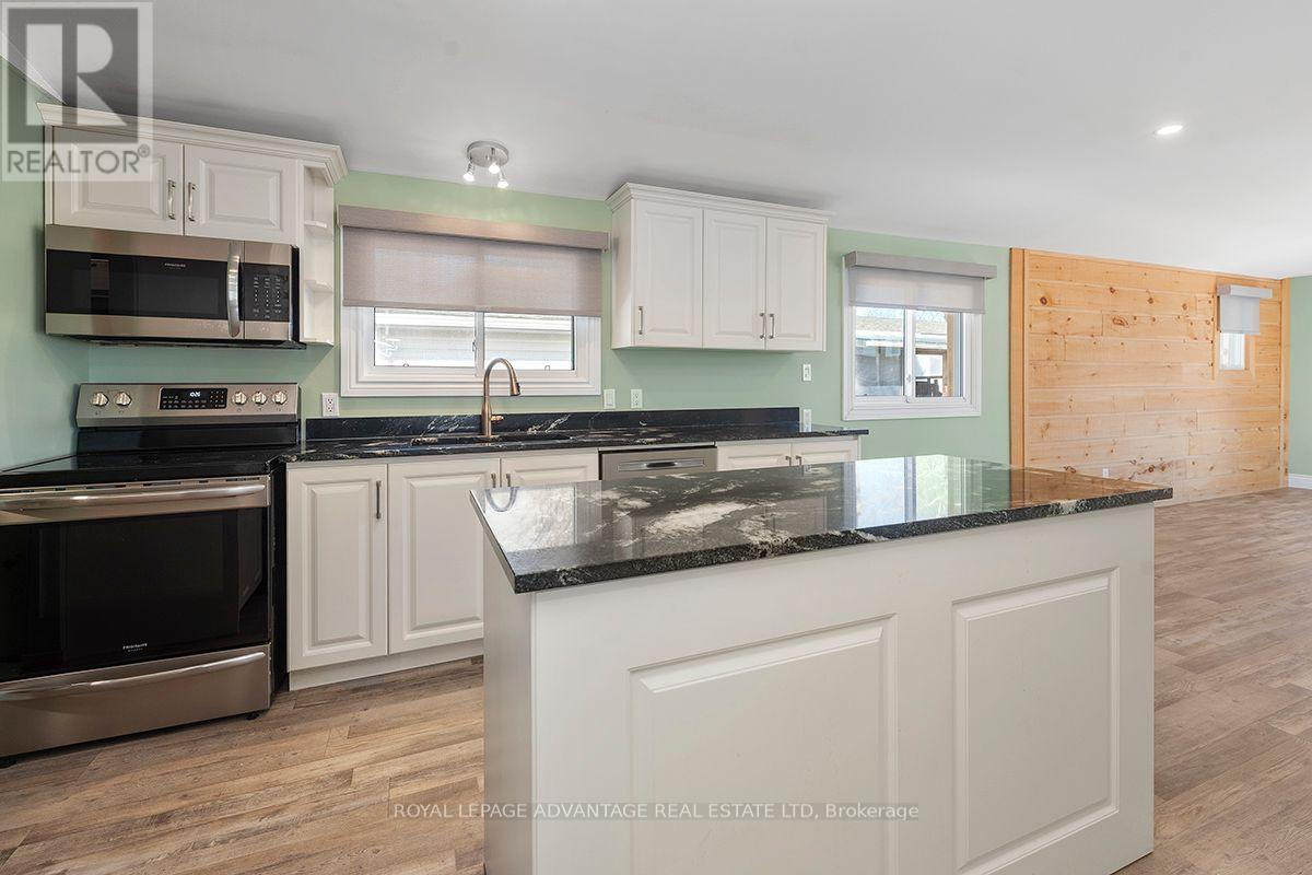 15 Kavanagh Drive Kavanagh Drive S, Rideau Lakes, Ontario  K7A 4S5 - Photo 8 - X12920972