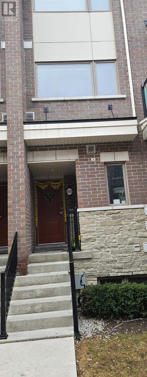 15 - 240 LAGERFELD DRIVE, Brampton, Ontario