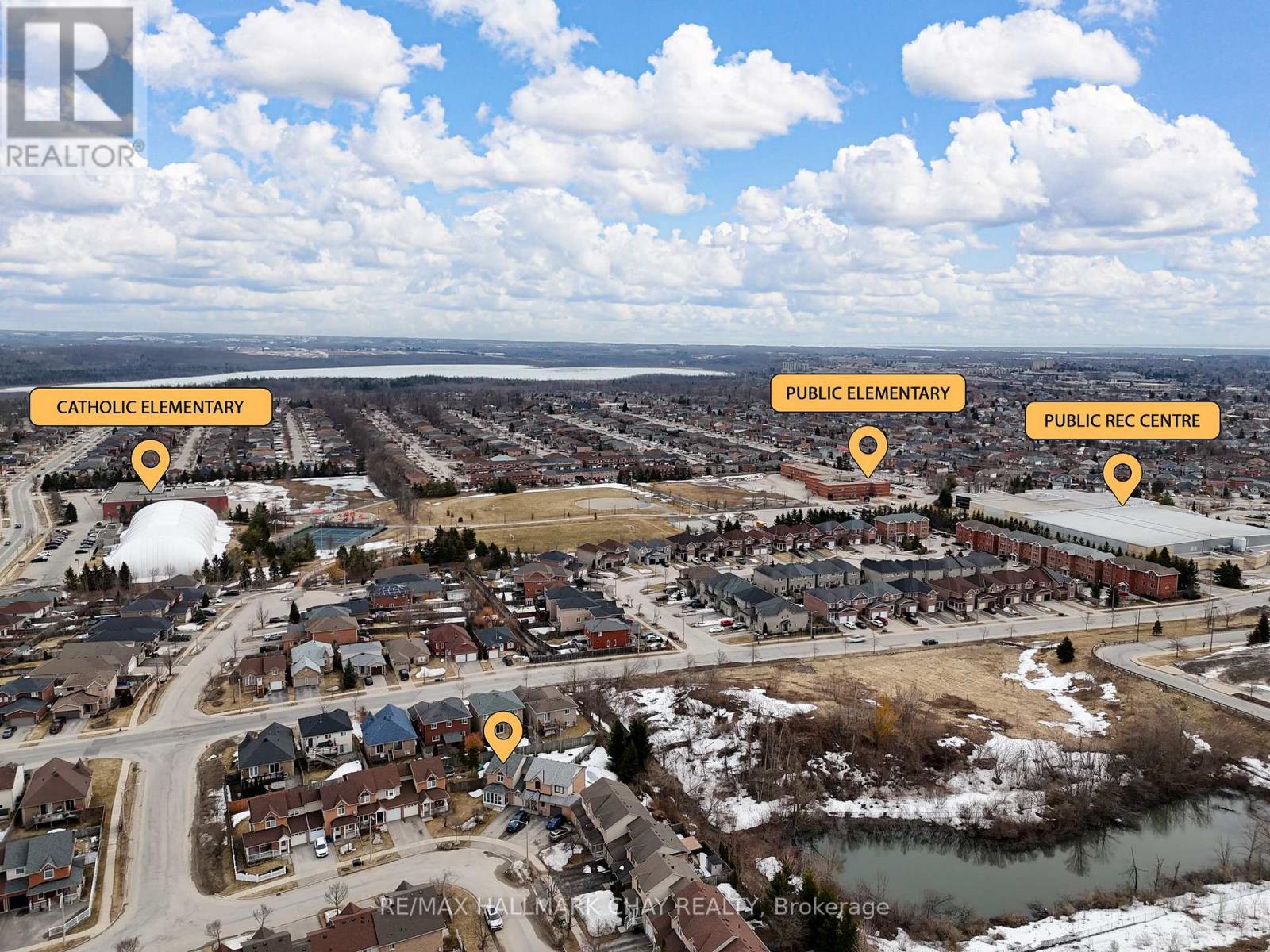 127 Trevino Circle, Barrie, Ontario  L4M 6T8 - Photo 5 - S12943852