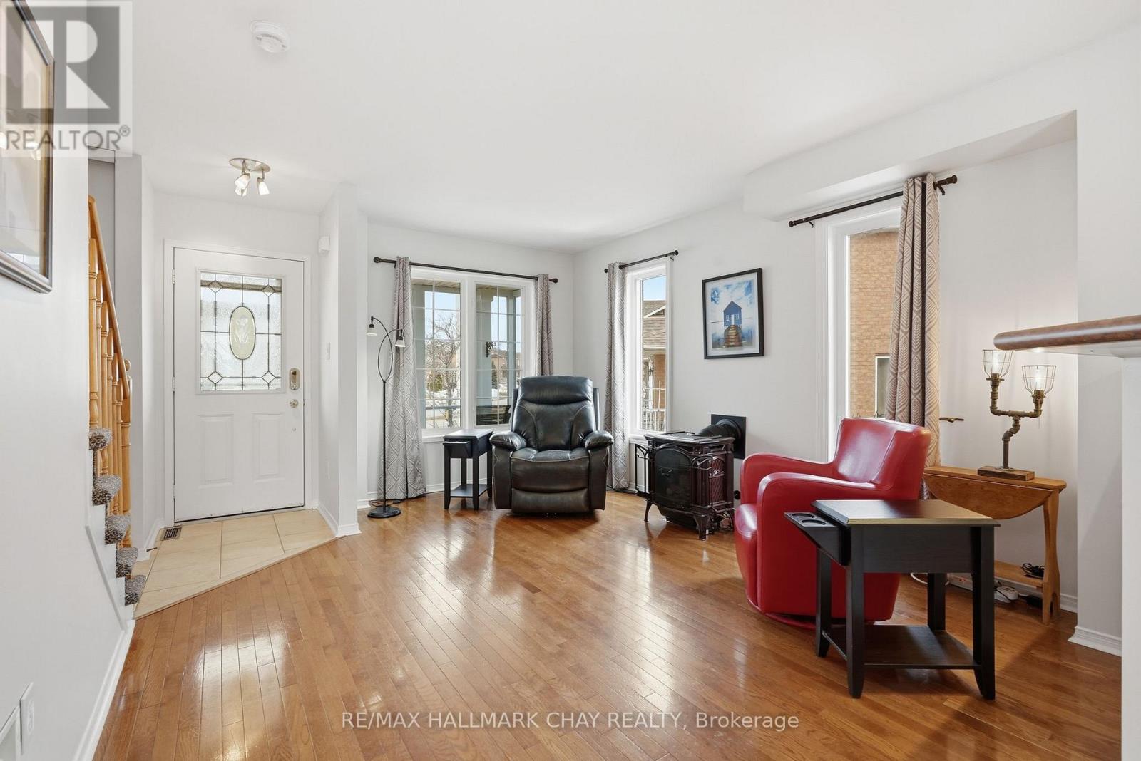 127 Trevino Circle, Barrie, Ontario  L4M 6T8 - Photo 9 - S12943852