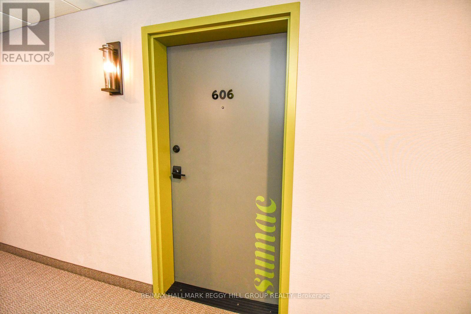 606 - 5 Chef Lane, Barrie, Ontario  L9J 0J8 - Photo 2 - S12944038