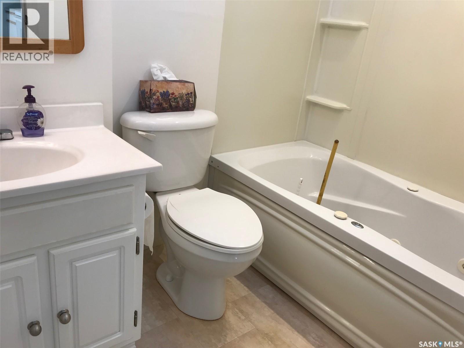 332 Ruttle Avenue, Kinistino, Saskatchewan  S0J 1H0 - Photo 9 - SK031710