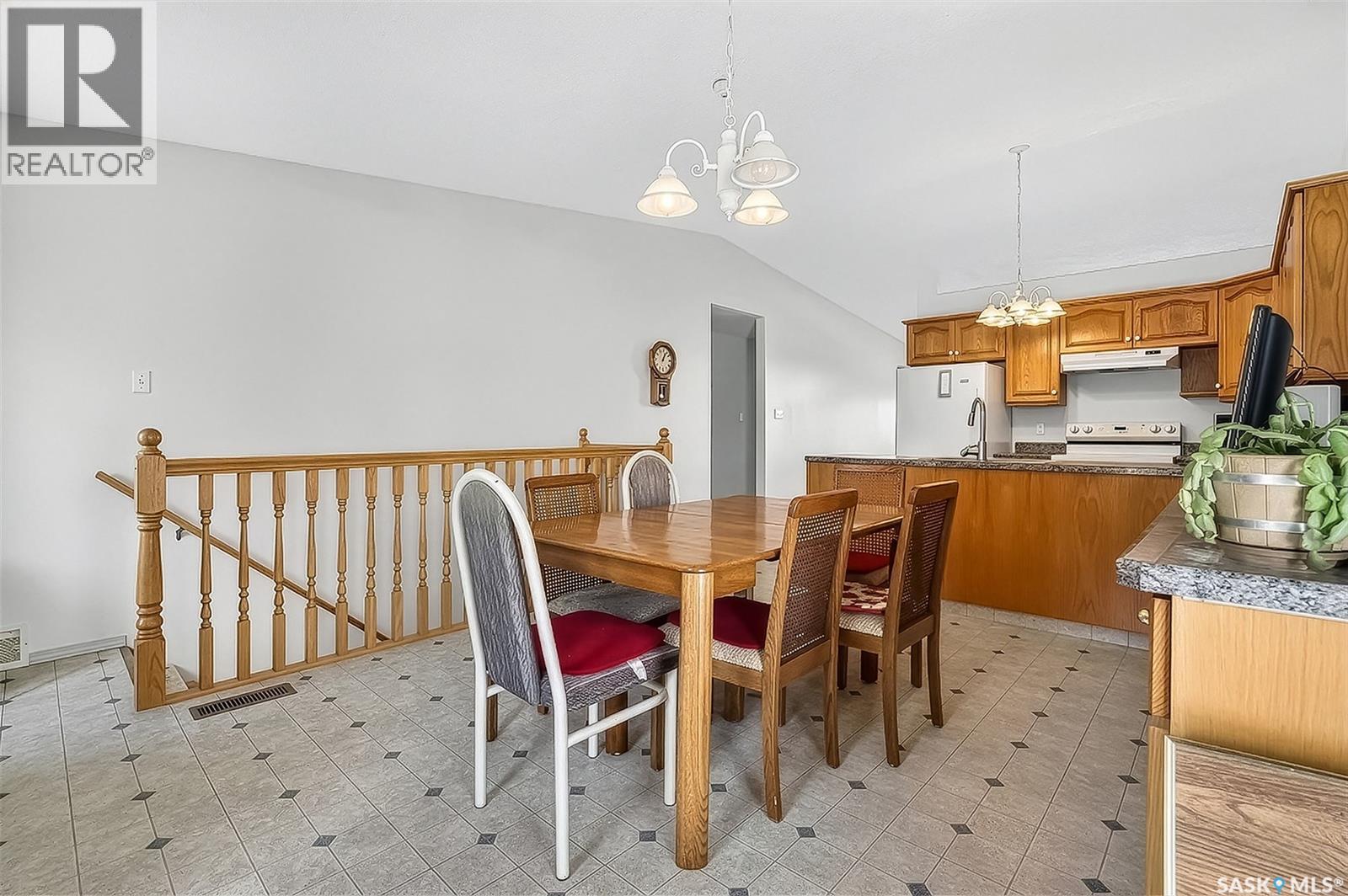 3 212 Mulberry Lane, Moose Jaw, Saskatchewan  S6J 1N4 - Photo 8 - SK031656