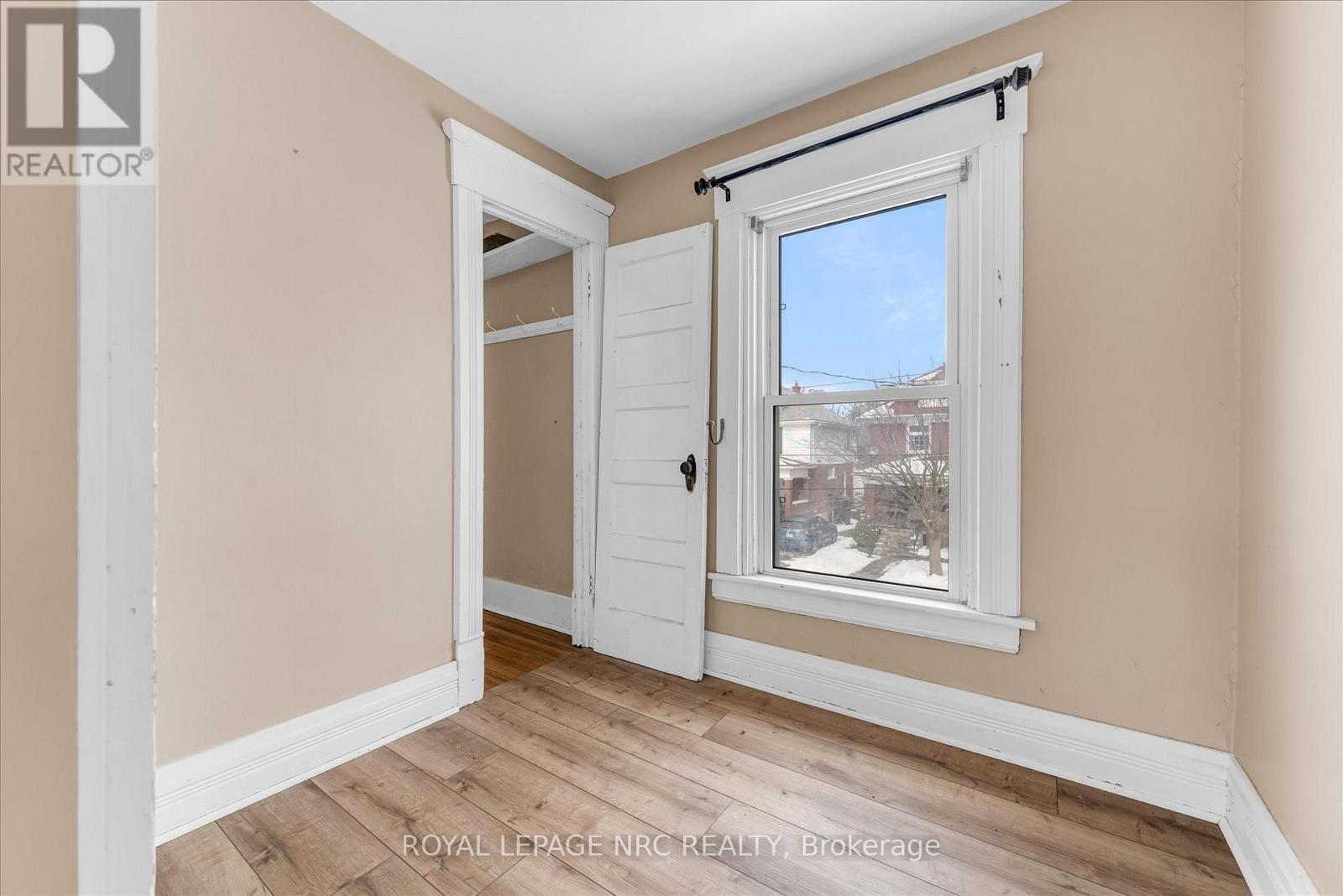 4878 Stamford Street, Niagara Falls, Ontario  L2E 1M1 - Photo 22 - X12833418